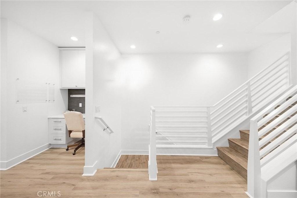 657 Wedge - Photo 6 of 31