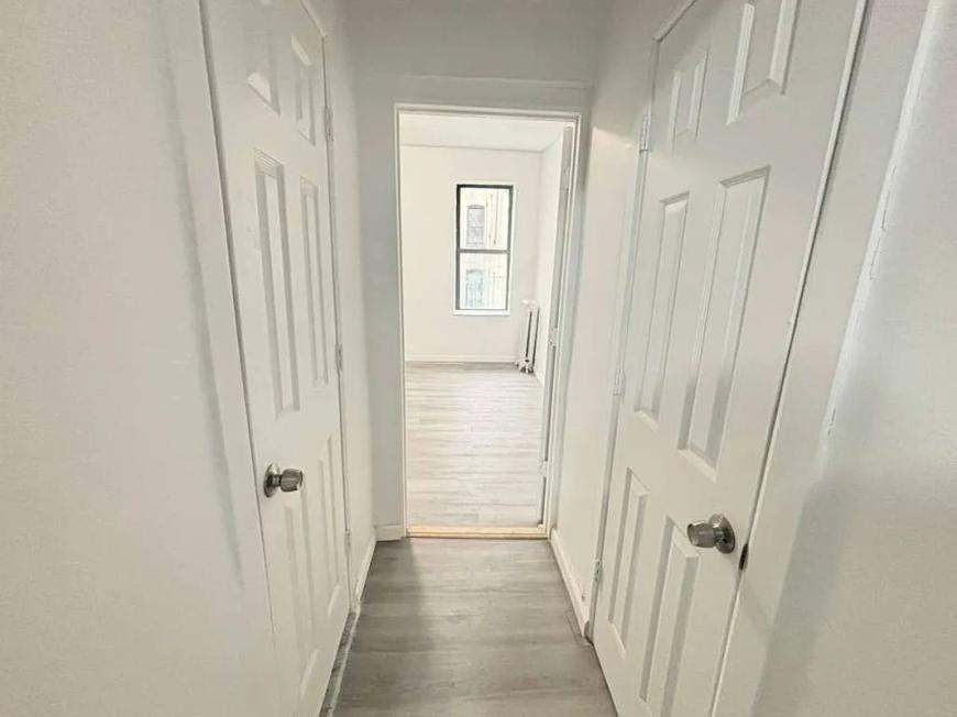 608 W 192nd St - Photo 4 of 7