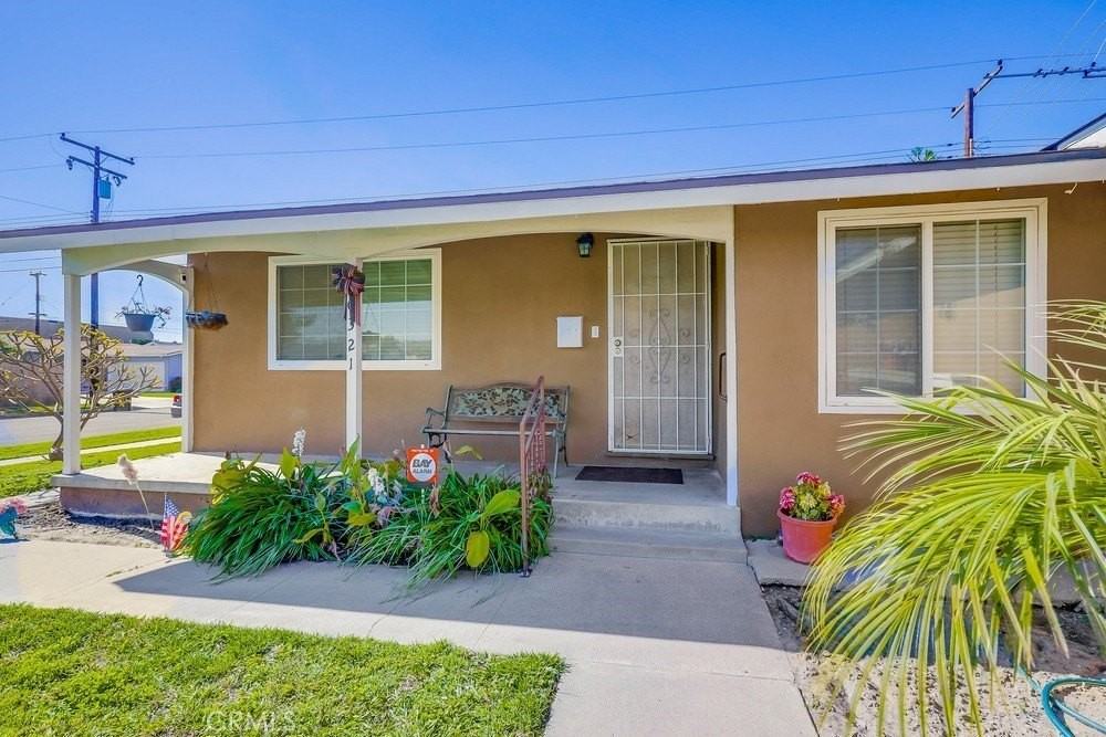 10321 Courtright Rd - Photo 5 of 40