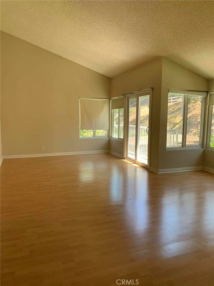 3400 Hawkwood Rd - Photo 2 of 15