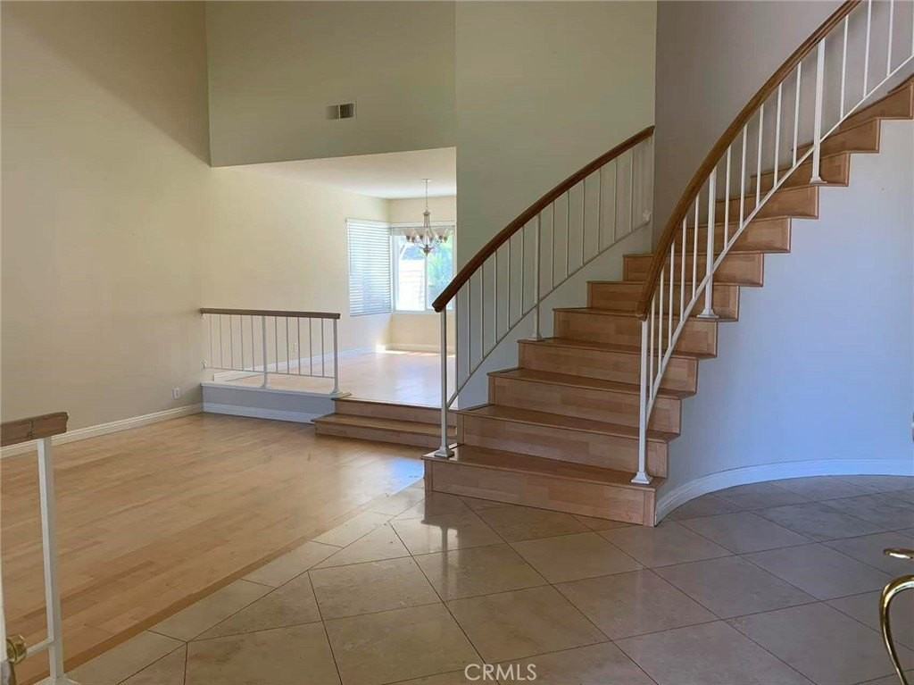 3400 Hawkwood Rd - Photo 4 of 15