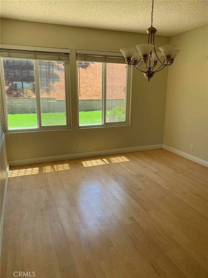 3400 Hawkwood Rd - Photo 7 of 15