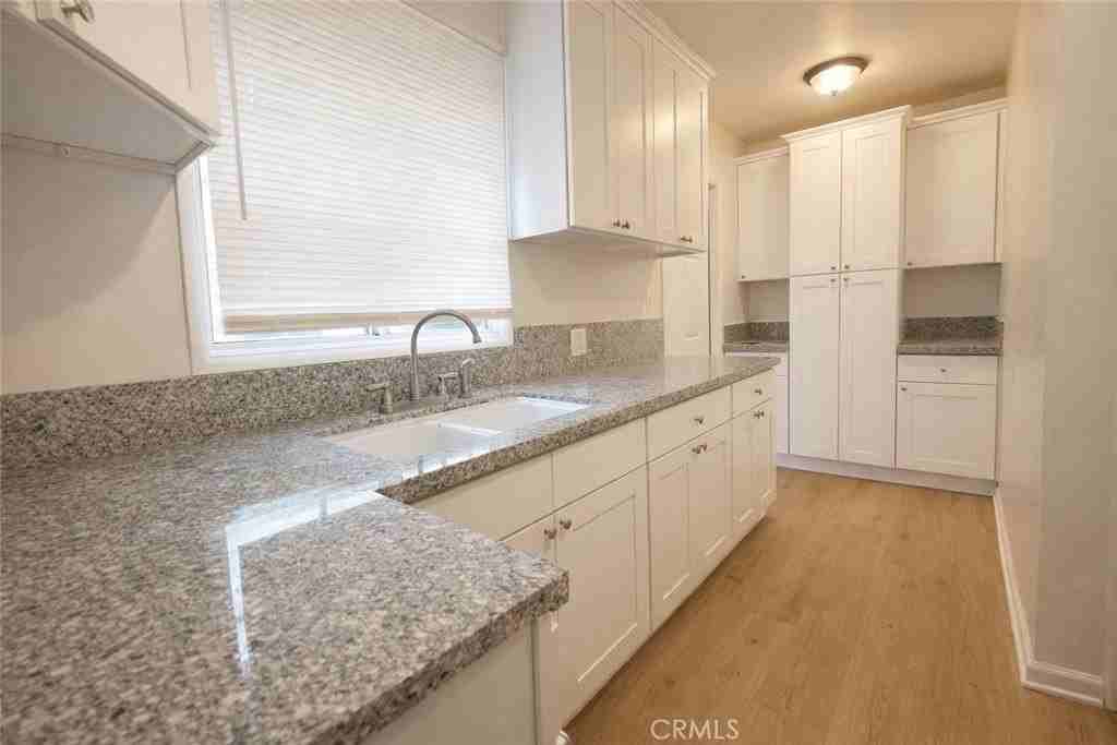 304 E Erna Ave - Photo 2 of 7