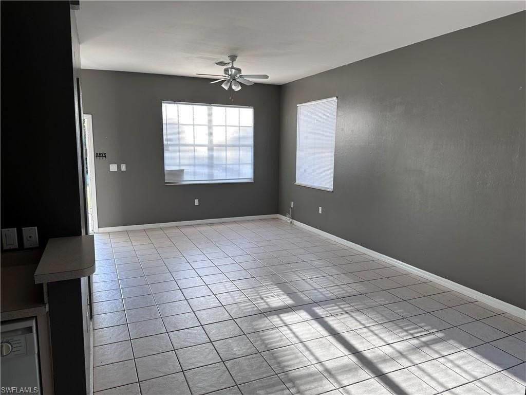 17483 Dumont Dr - Photo 4 of 11