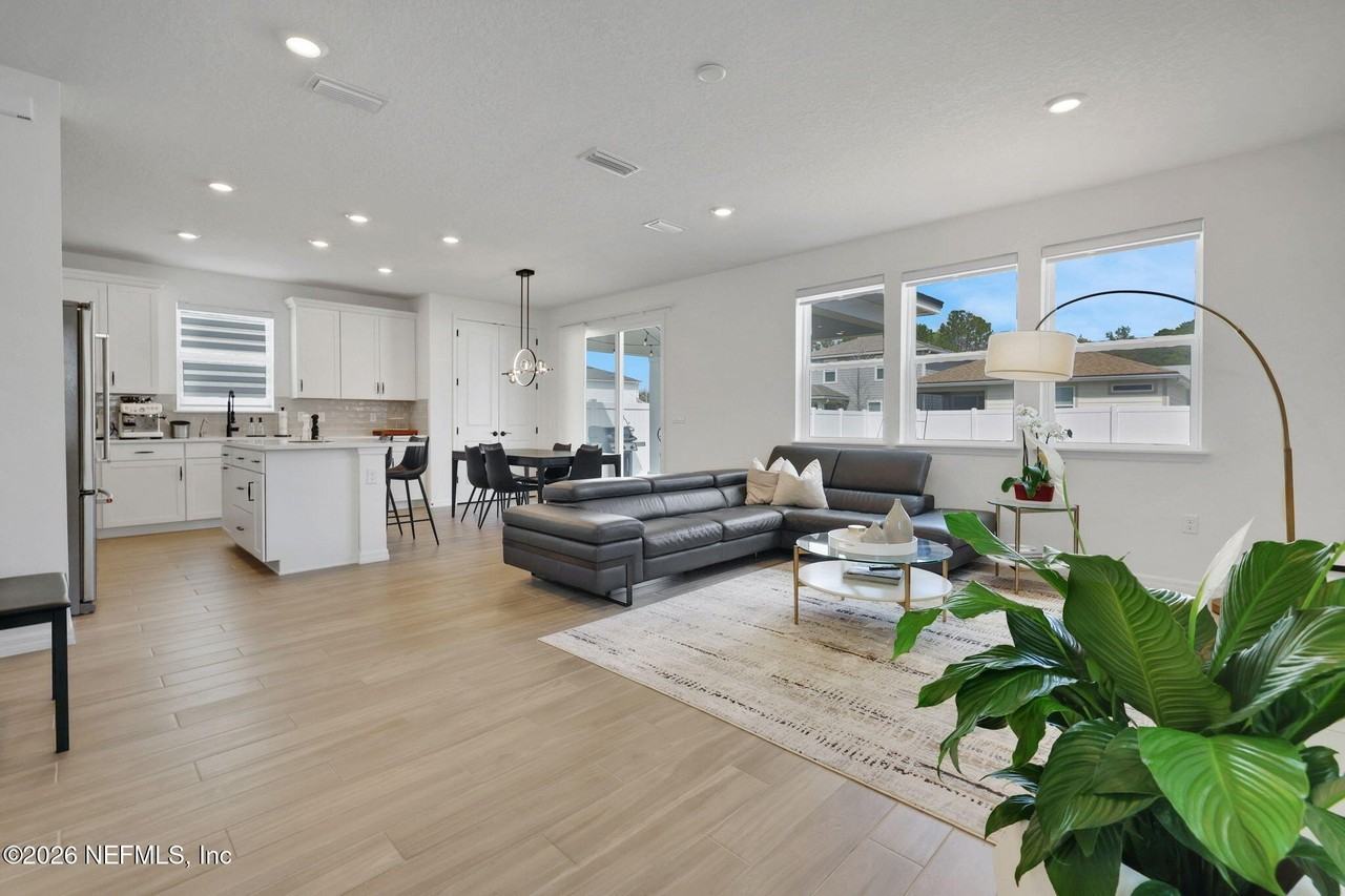 72 Flintlock Ln - Photo 2 of 50