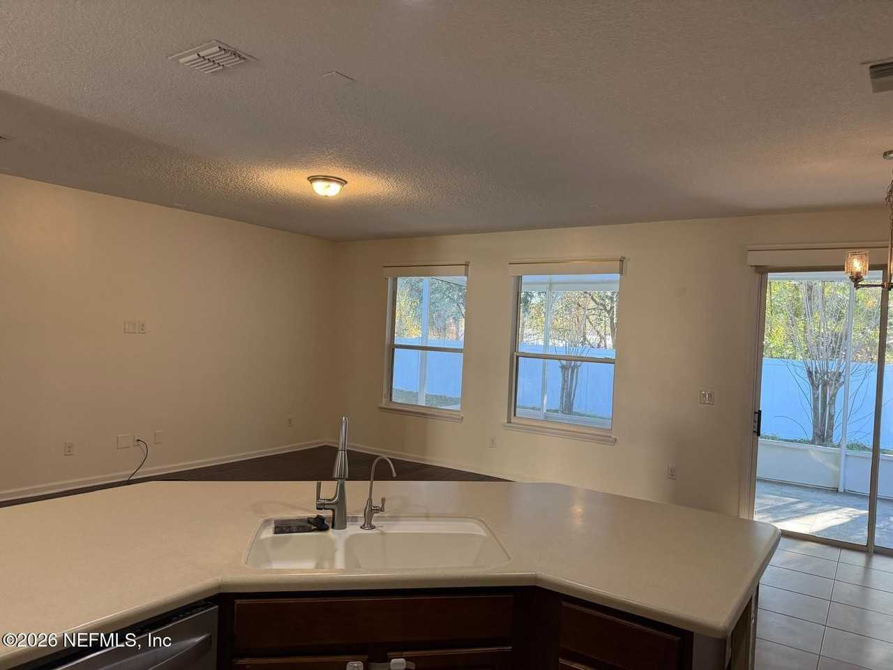 2959 Covenant Cove Dr - Photo 4 of 15