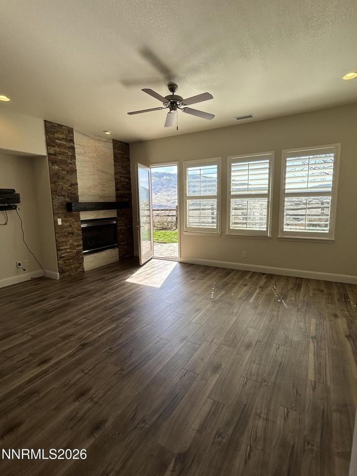 8820 Scott Valley Ct - Photo 7 of 27