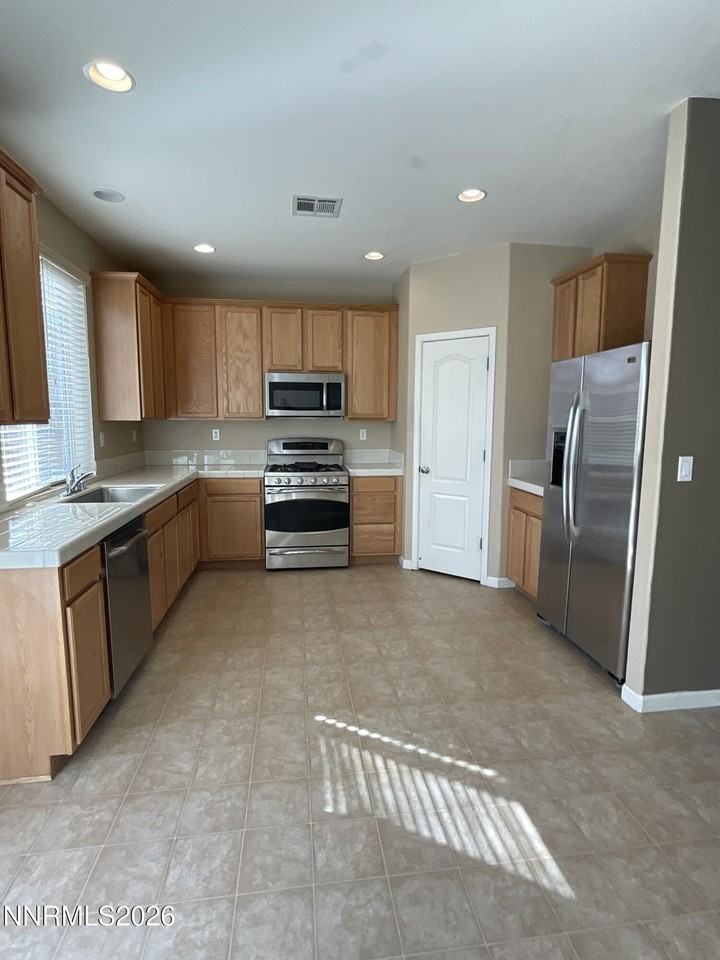 7240 Windswept Loop - Photo 3 of 4