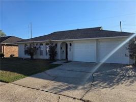 featured image of 2108 S Glencove Ln