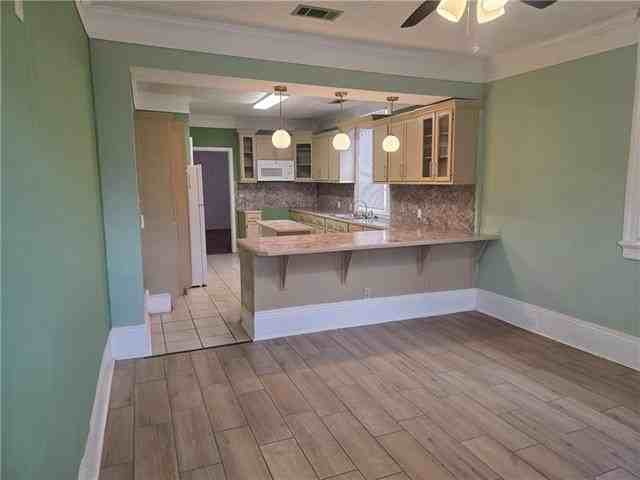 1407 Magnolia St - Photo 3 of 23