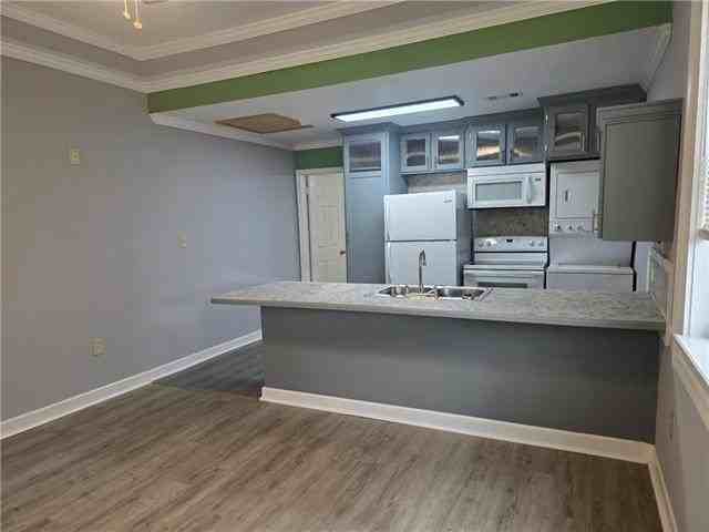 1865 N Tonti St - Photo 5 of 35