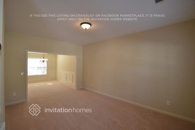 2530 Freemont St - Photo 4 of 14