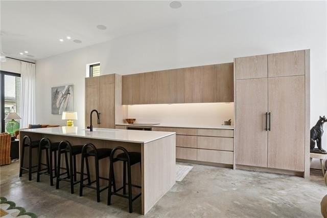 1435 Euterpe St - Photo 7 of 41