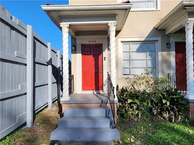 5725 Canal Blvd - Photo 2 of 15