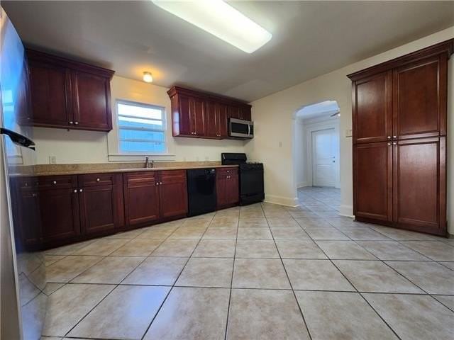 5725 Canal Blvd - Photo 6 of 15