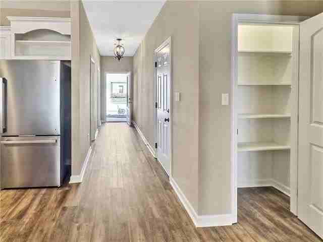 16218 Thorncrown Ln - Photo 3 of 14