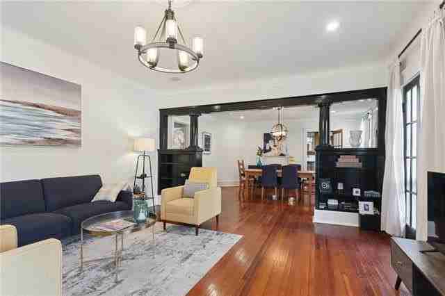 2738 Calhoun St - Photo 6 of 18