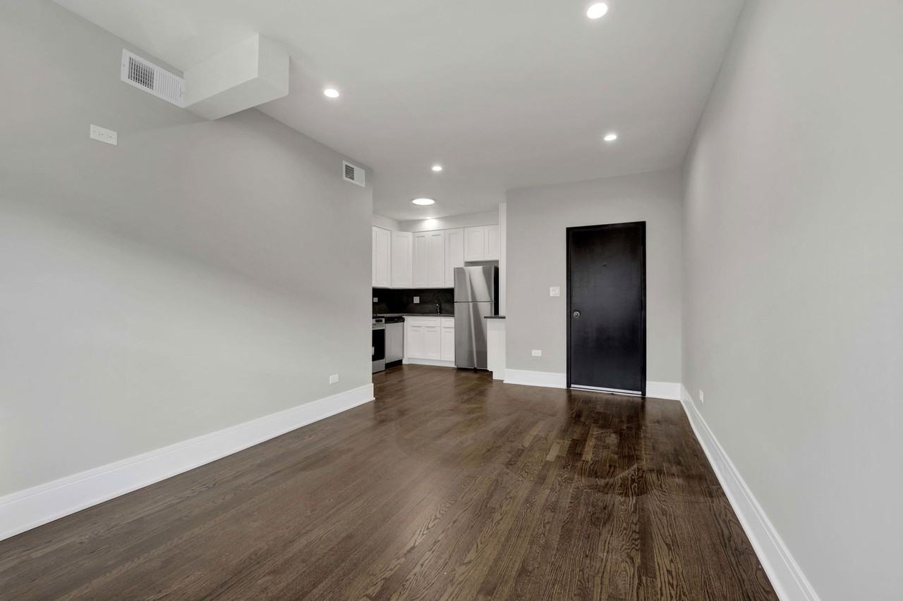 6403 N Wayne Ave #2B - Photo 4 of 8
