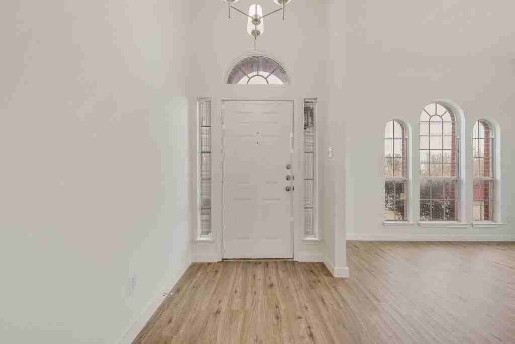 1362 Mill Xing - Photo 4 of 19