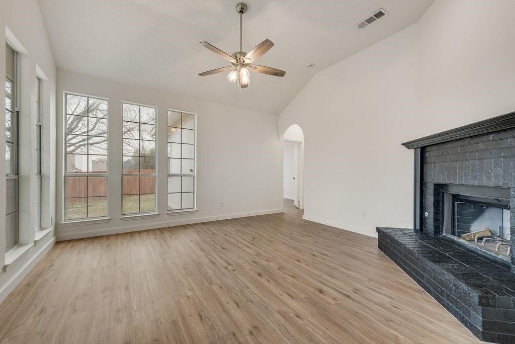 1362 Mill Xing - Photo 6 of 19