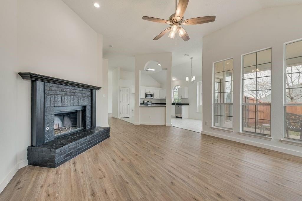 1362 Mill Xing - Photo 7 of 19