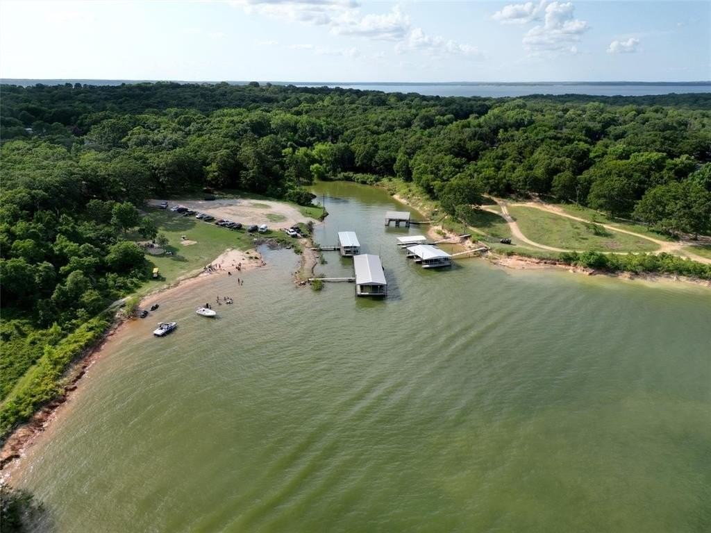 232 Hiland Ln - Photo 3 of 40