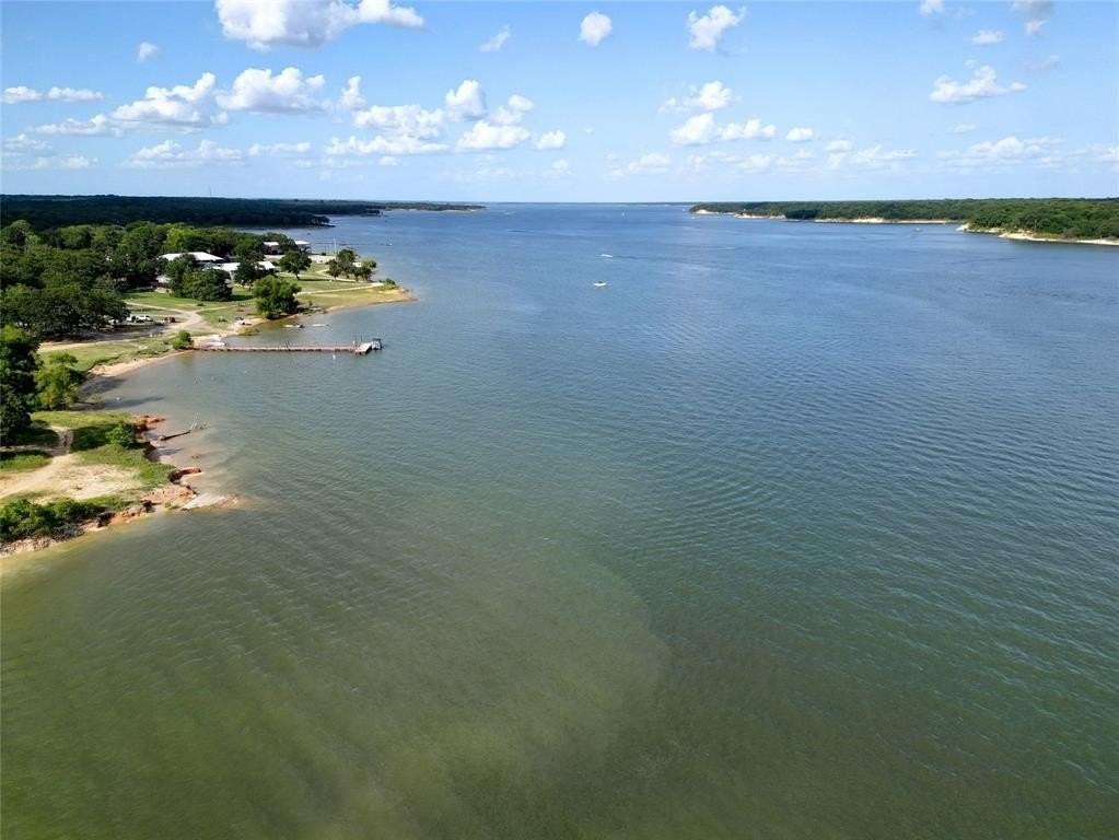 232 Hiland Ln - Photo 4 of 40