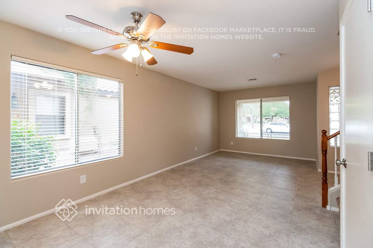 785 E Beargrass Pl - Photo 5 of 21