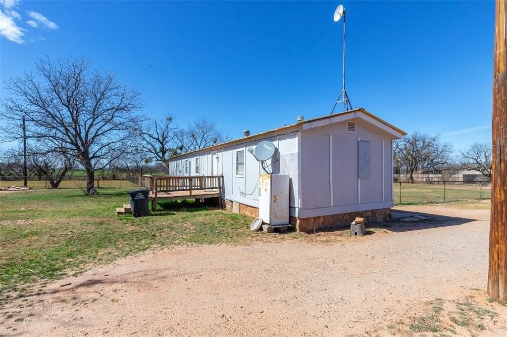 417 Elm Creek Rd - Photo 6 of 39