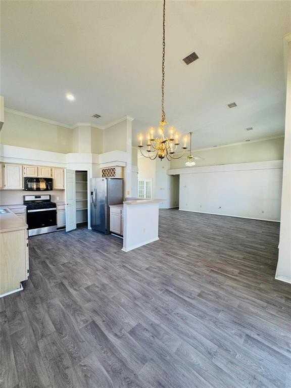 8101 Teal Dr - Photo 7 of 18