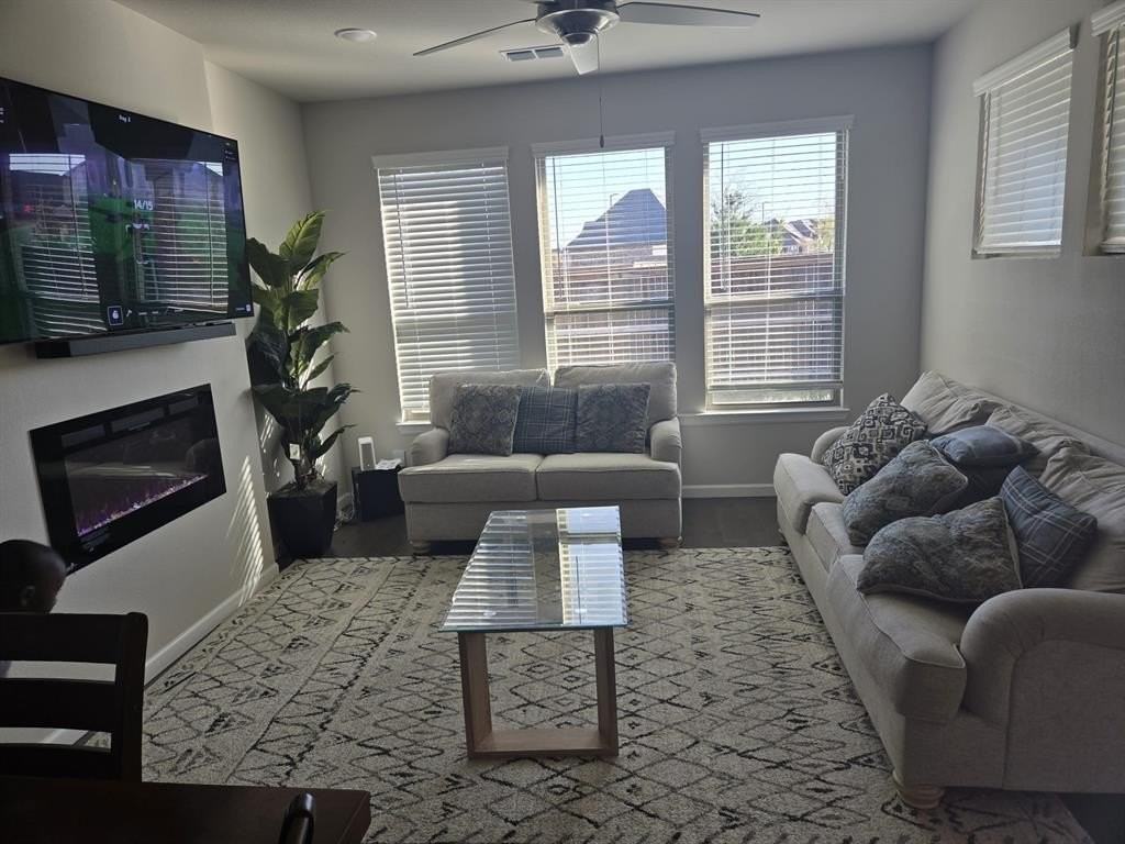 160 Arrow Wood Rd - Photo 6 of 17