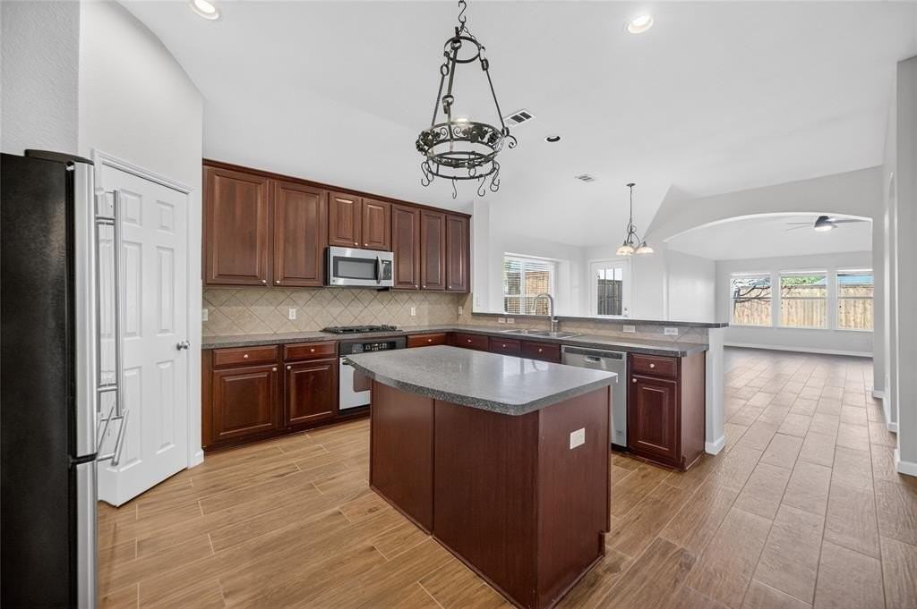 12646 Ducks Lndg - Photo 4 of 29