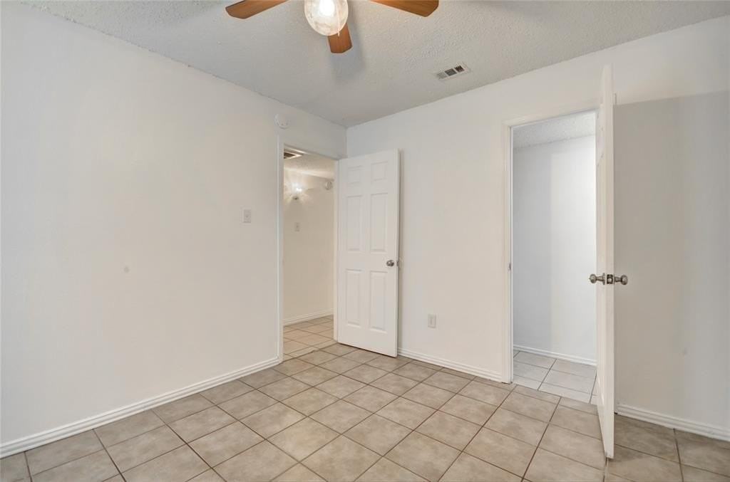 1912 Bernice St #D - Photo 7 of 12