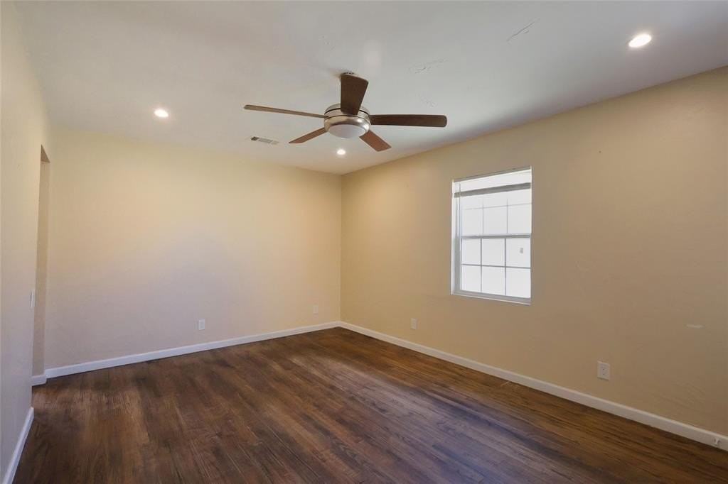 1004 W Cayuga Dr - Photo 3 of 31