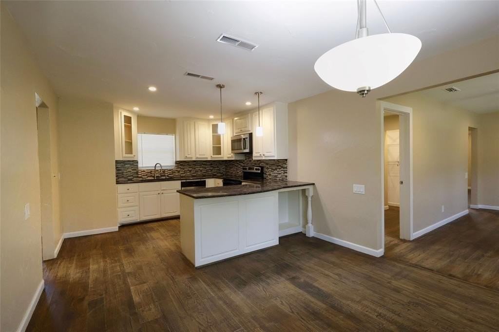 1004 W Cayuga Dr - Photo 6 of 31