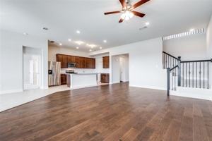 featured image of 3029 Hollybrook Ln