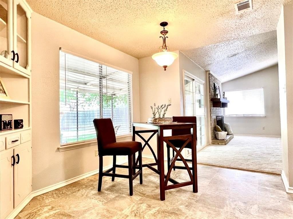 2005 Cedarwood Dr - Photo 7 of 18