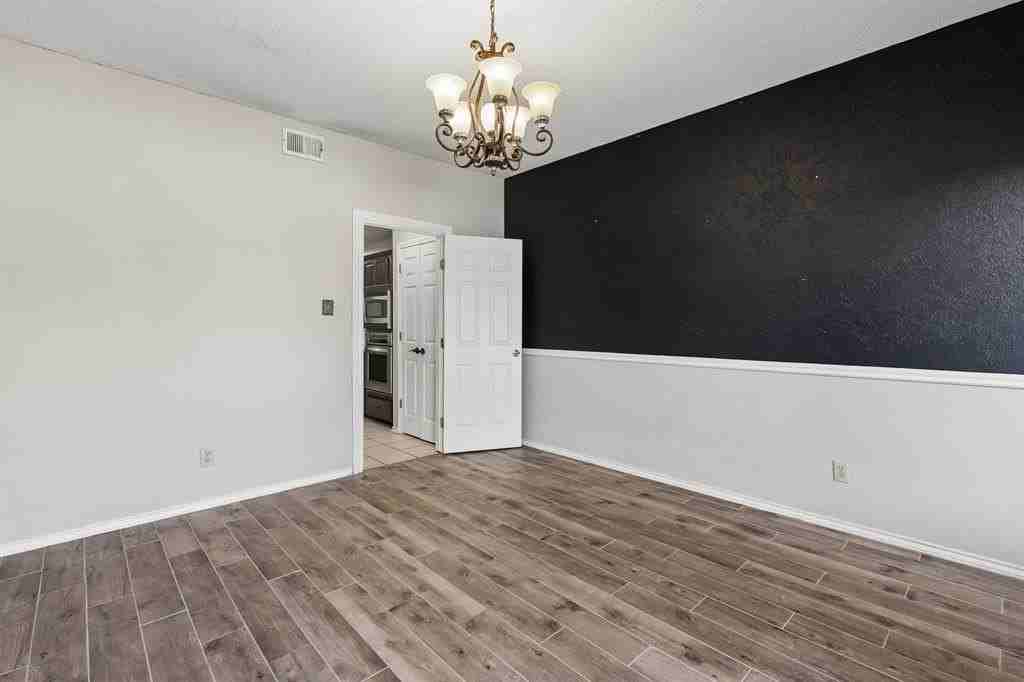 2 Rivercrest Ct - Photo 5 of 25