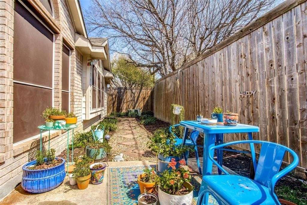 615 Delores Dr - Photo 4 of 36