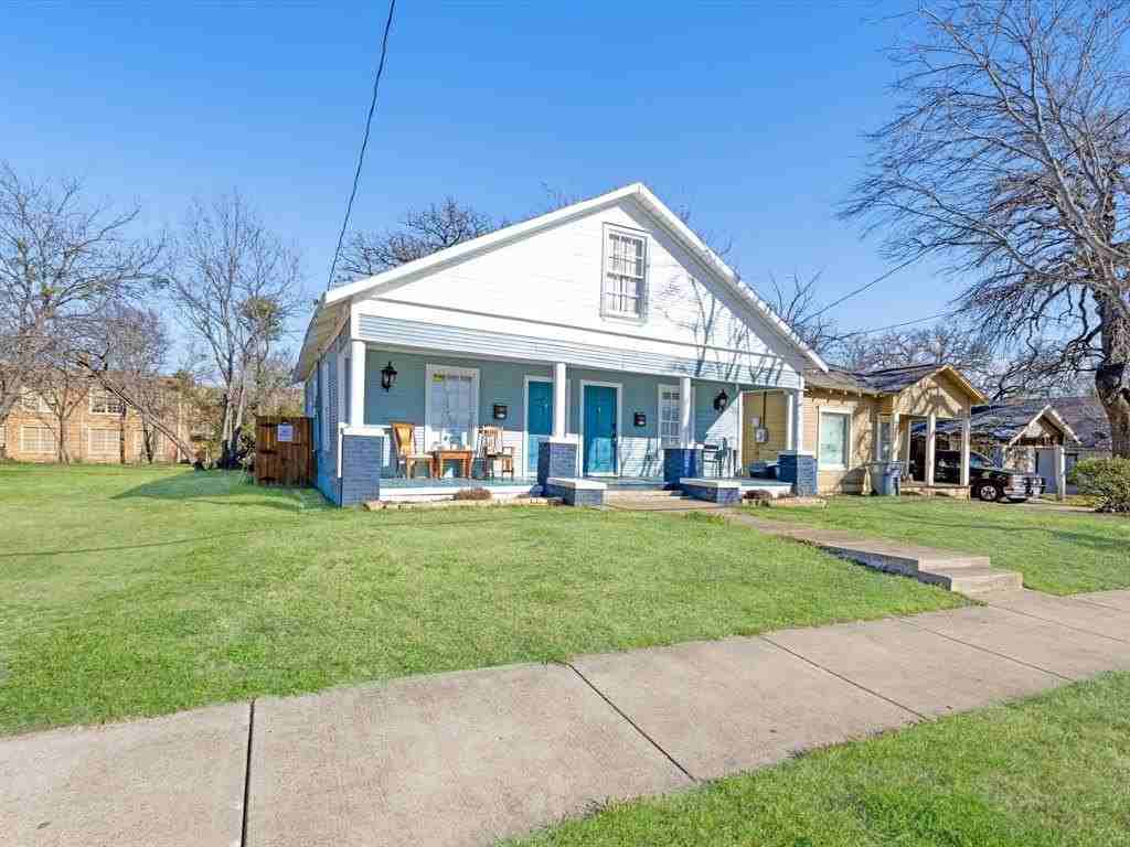 222 N Cliff St - Photo 2 of 14