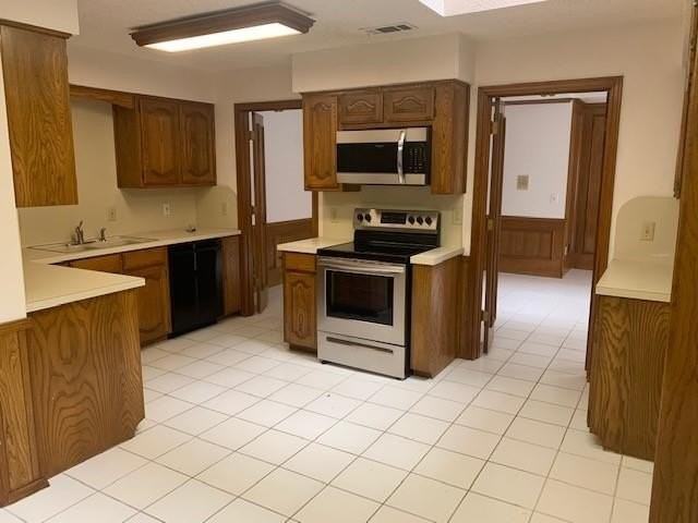 2827 Monet Pl - Photo 2 of 22