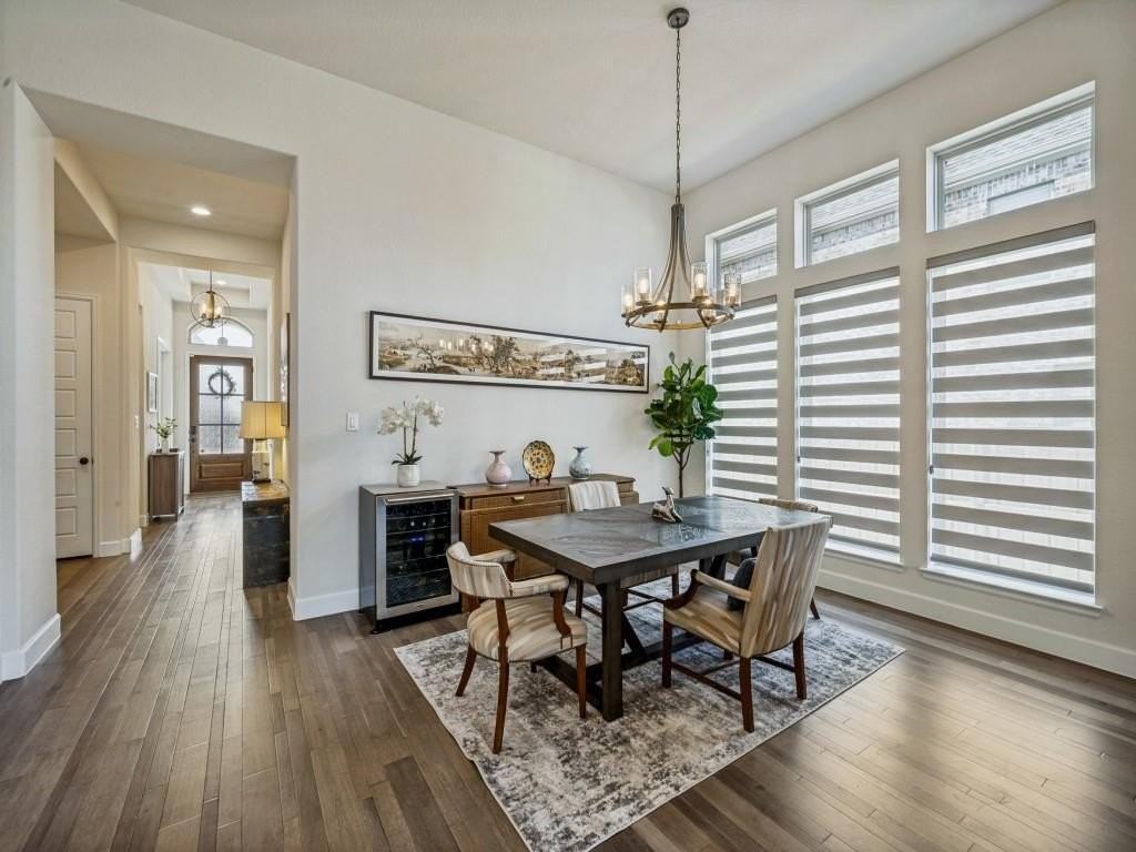 2450 Kates Pl - Photo 7 of 38