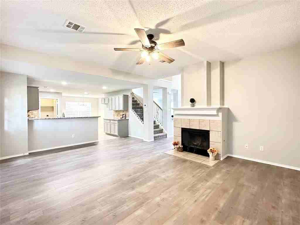 5109 Boxwood Ln - Photo 7 of 26