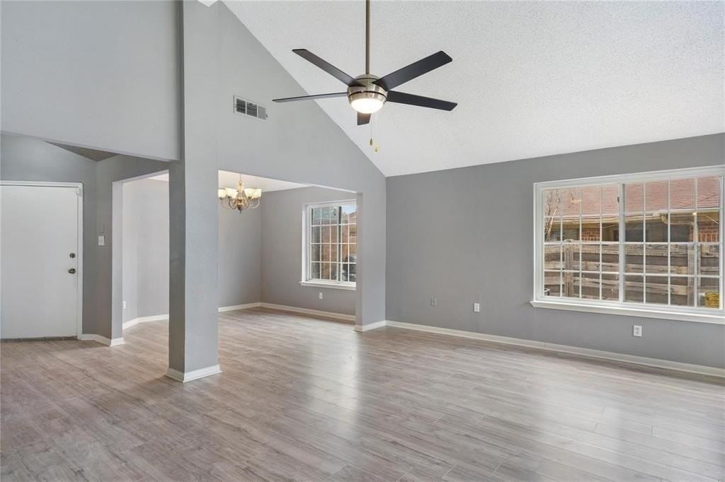 10243 Oak Branch Ln - Photo 5 of 18