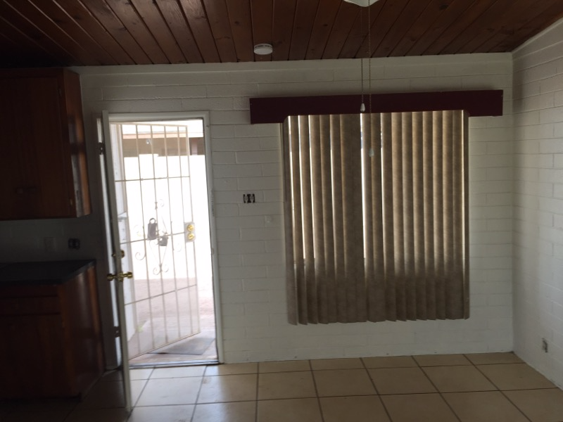 451 S Hobson - Photo 2 of 7