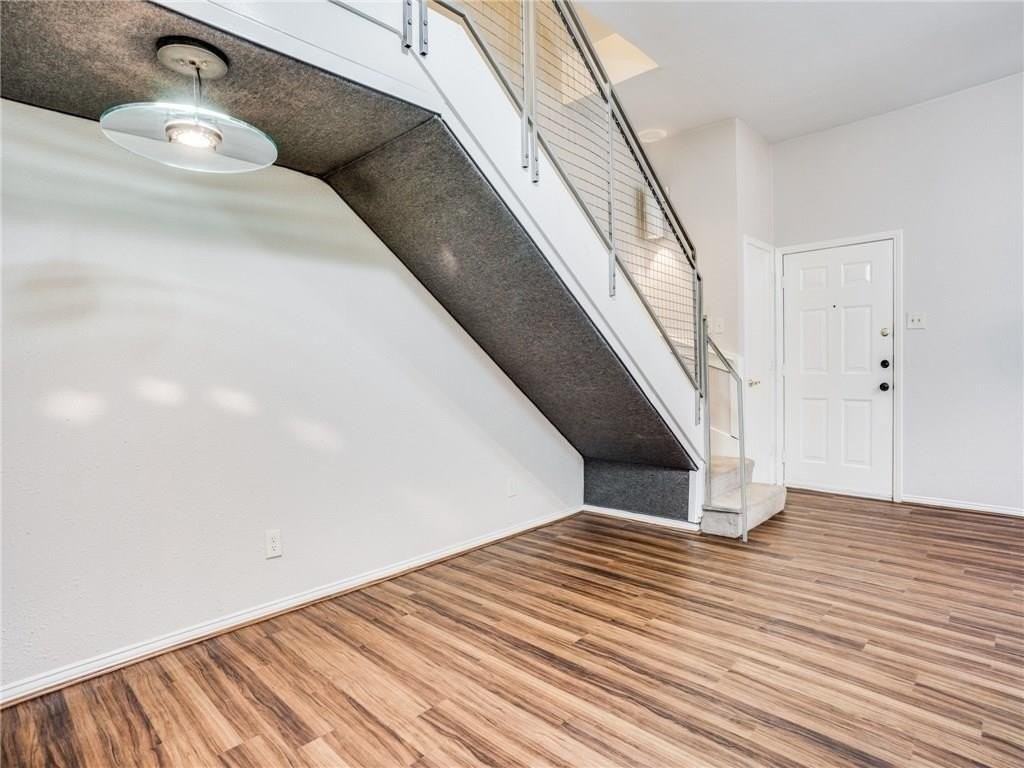 2923 Shelby Ave - Photo 7 of 25