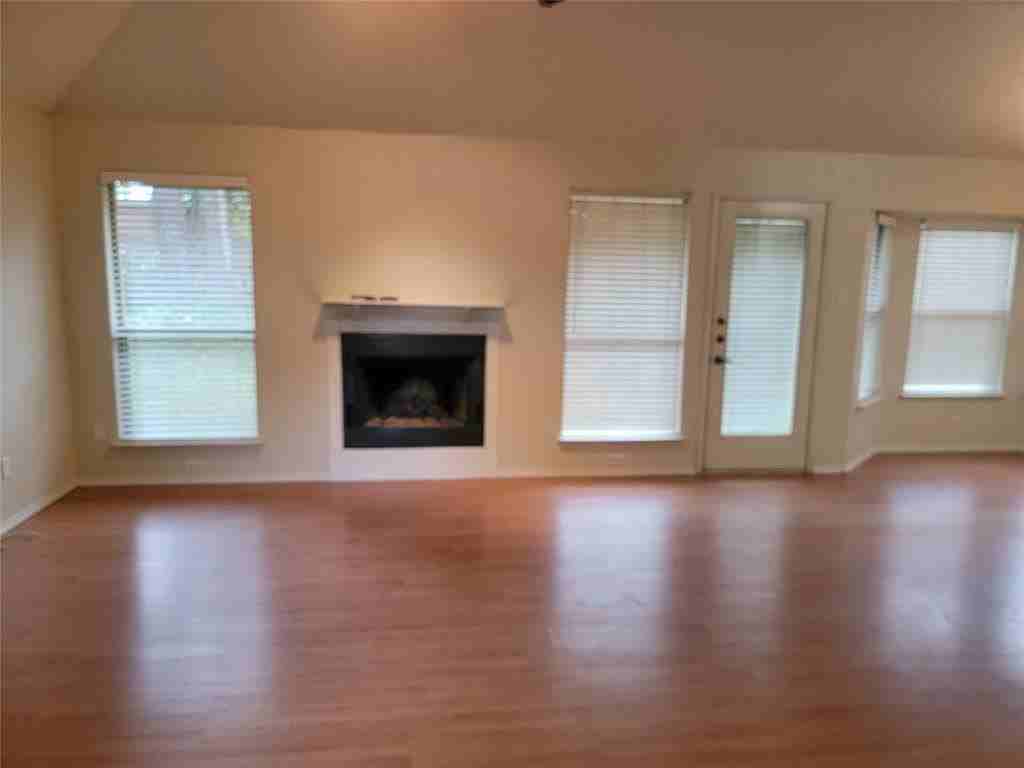 509 Baylor Dr - Photo 3 of 8