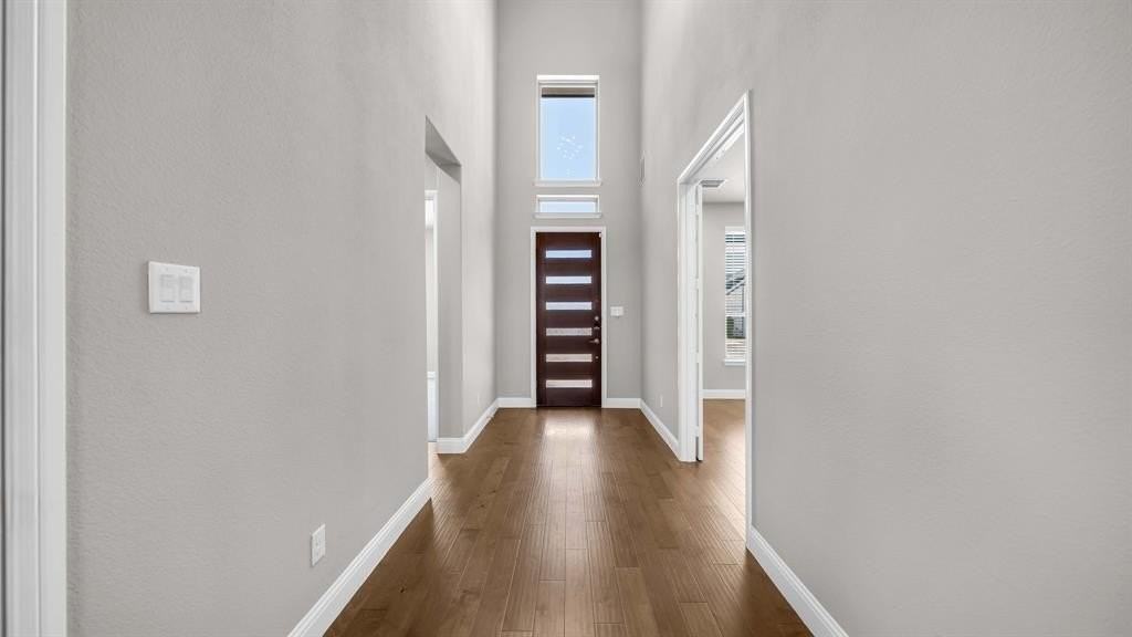 11706 Mikaela Dr - Photo 6 of 40