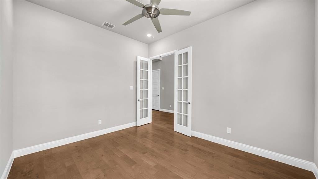 11706 Mikaela Dr - Photo 7 of 40