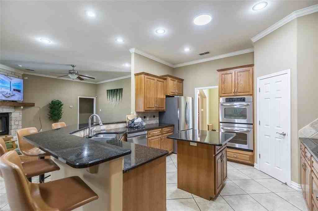 682 Lytle Shores Dr - Photo 6 of 29